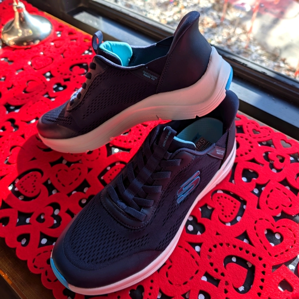 Skechers Navy Hands Free Swift Fit Arch Support